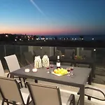 Seaside Luxury アパート ヘルソニソス